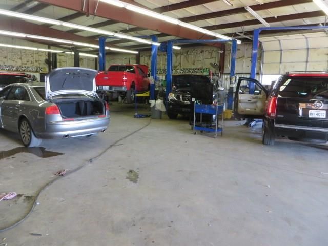 628 S 4th St, Chickasha, OK 73018